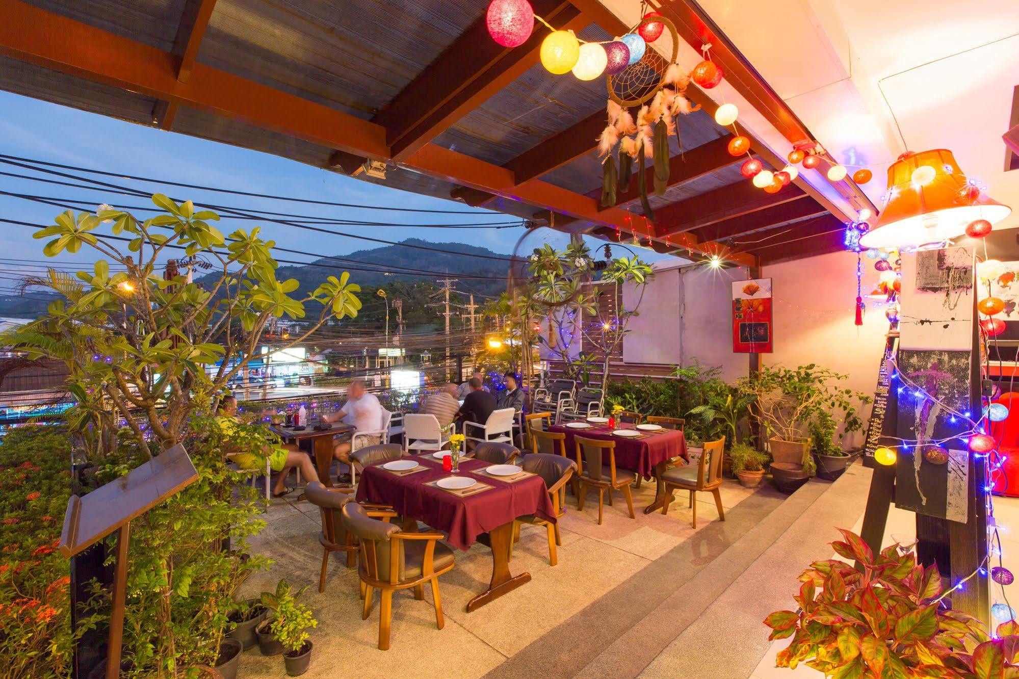 Patong Buri Hotel Eksteriør bilde